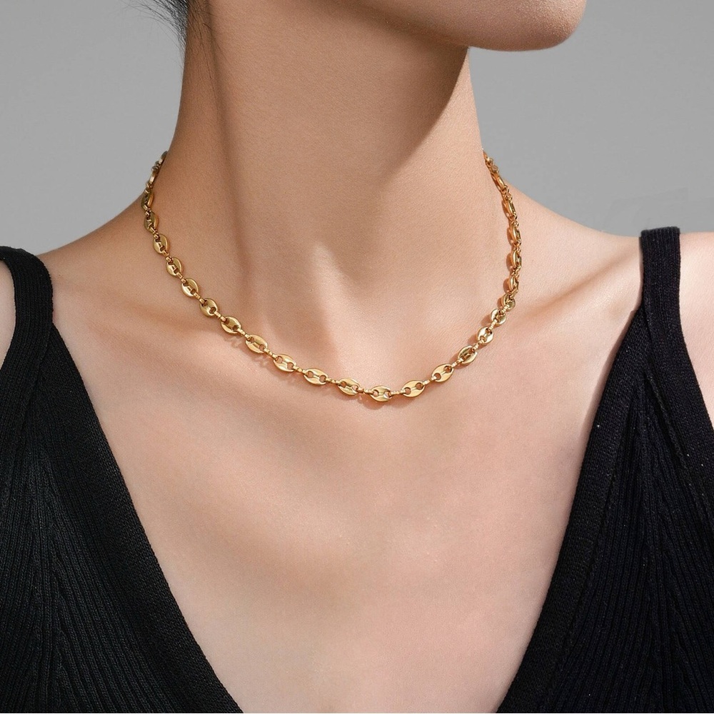 Gold Rope-Style Necklace Elegant Jewelry - Picture 4 of 5
